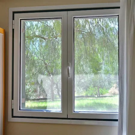 Isabel Sea View & Garden דירה