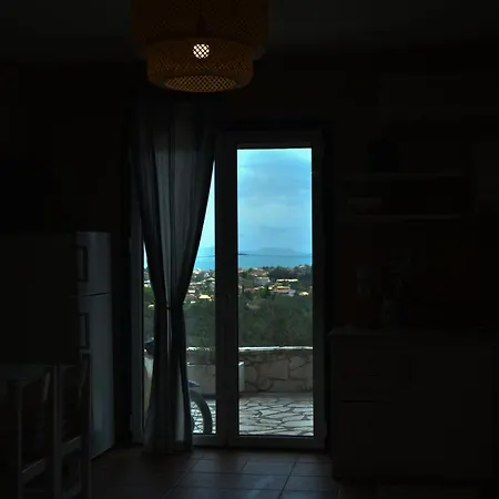 Isabel Sea View & Garden * ליגיה